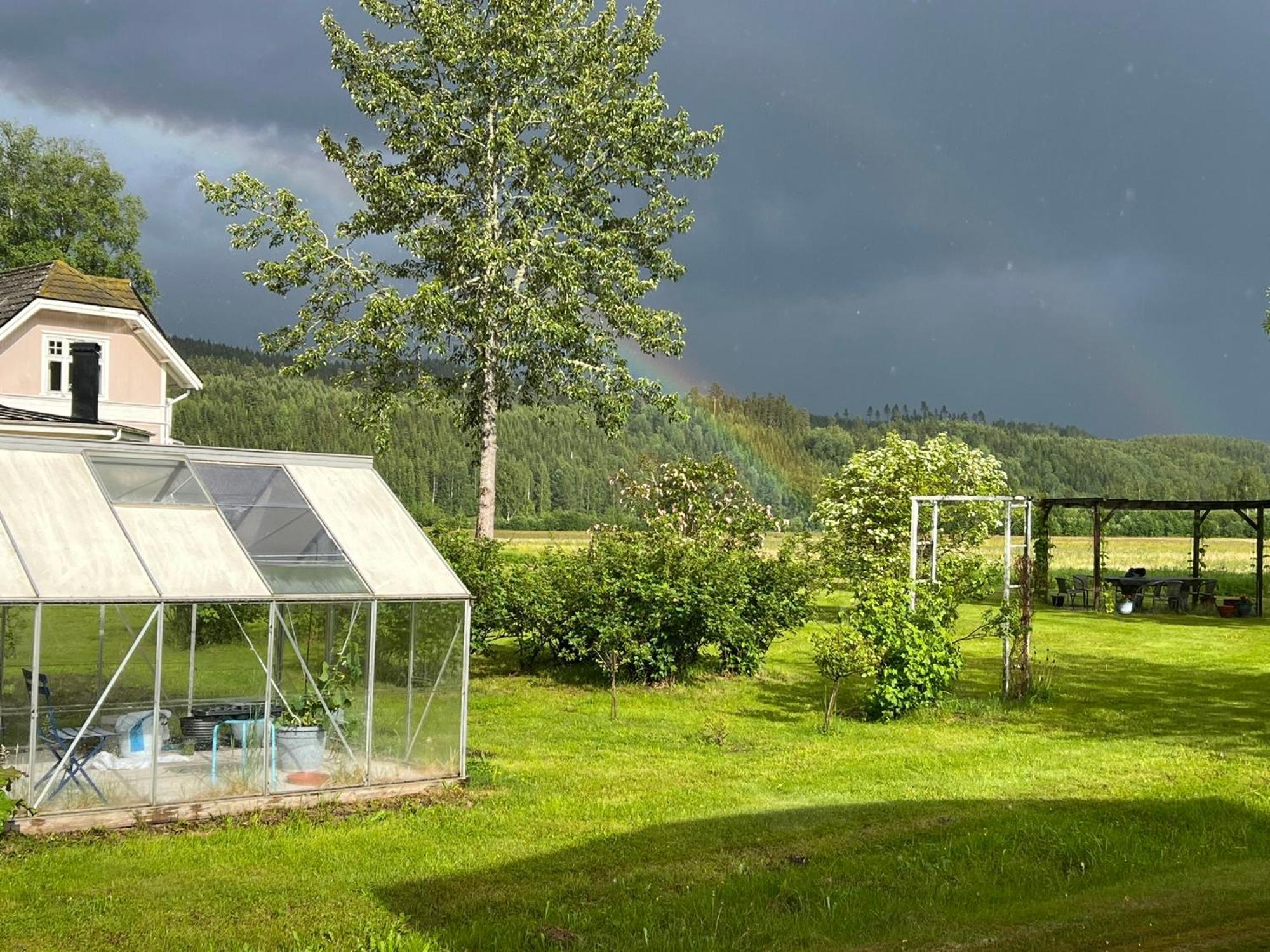 StölletRosa Huset Osebolアパートメント エクステリア 写真